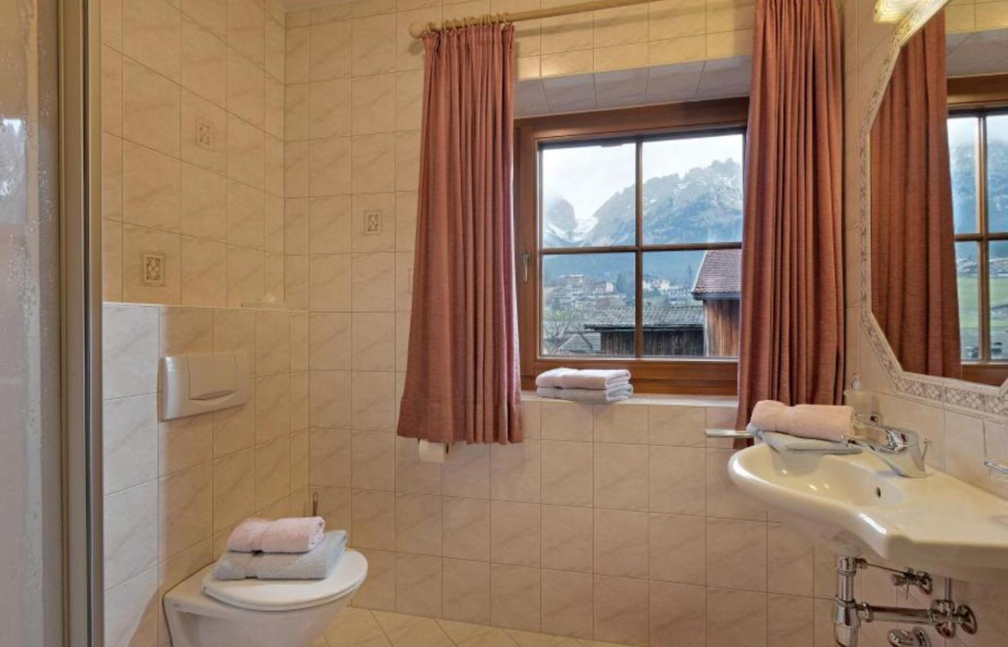 Gaestehaus Brantlhof Zimmer Und Ferienwohnungen In Going Am Wilden Kaiser ห้อง รูปภาพ