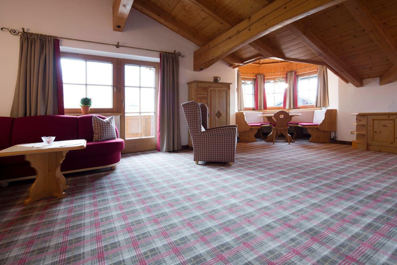 Gaestehaus Brantlhof Zimmer Und Ferienwohnungen In Going Am Wilden Kaiser ภายนอก รูปภาพ