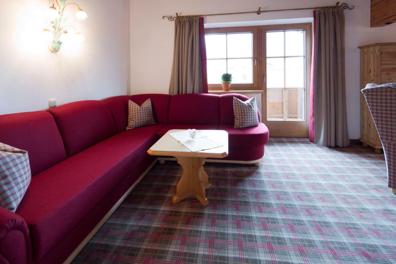 Gaestehaus Brantlhof Zimmer Und Ferienwohnungen In Going Am Wilden Kaiser ภายนอก รูปภาพ