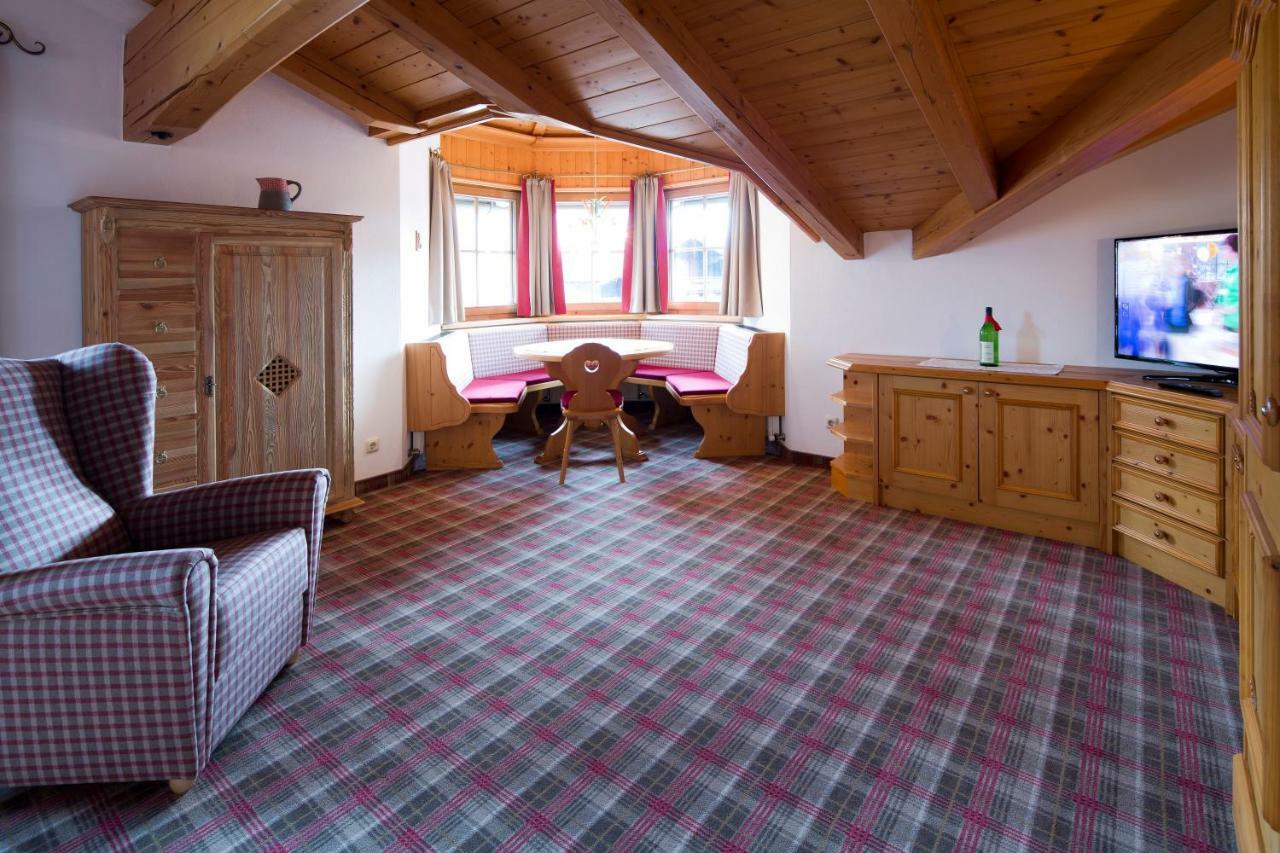 Gaestehaus Brantlhof Zimmer Und Ferienwohnungen In Going Am Wilden Kaiser ภายนอก รูปภาพ