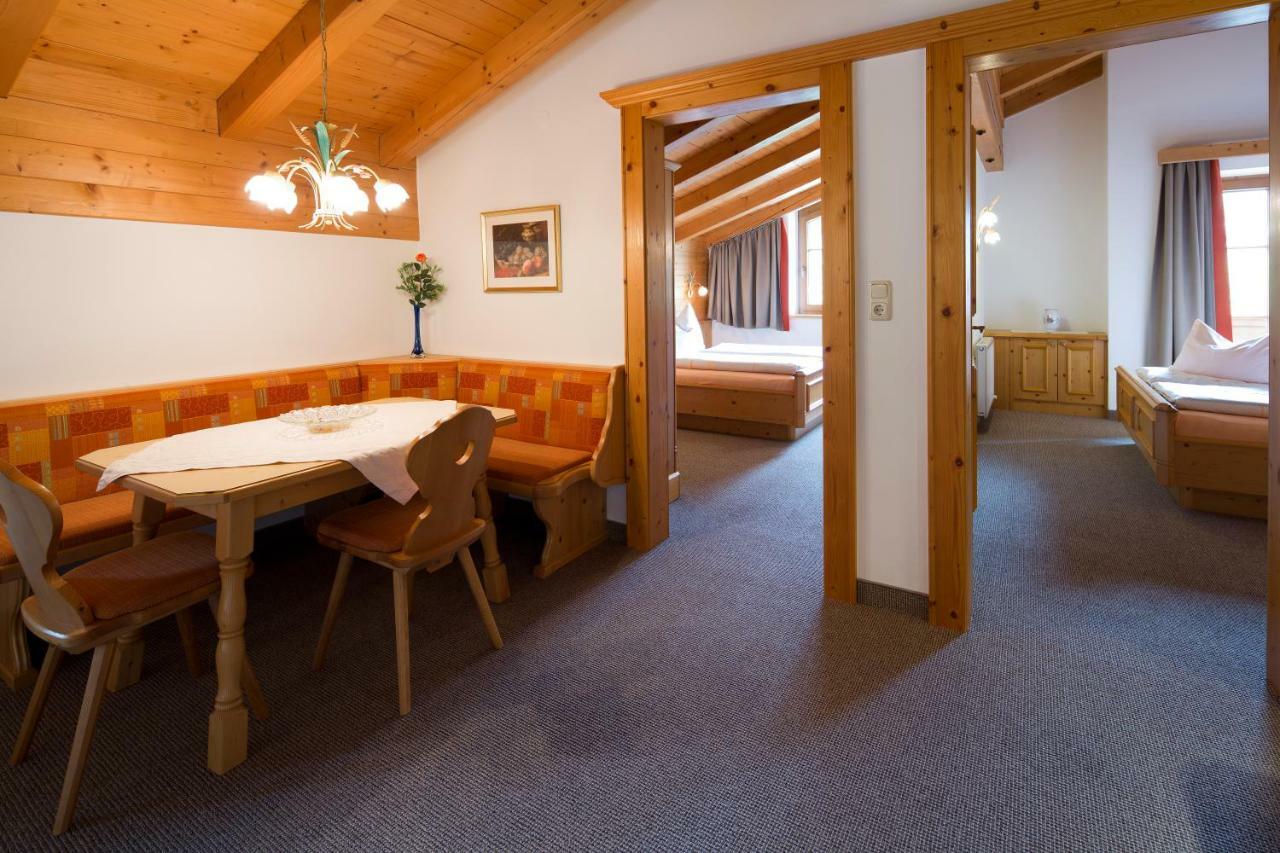 Gaestehaus Brantlhof Zimmer Und Ferienwohnungen In Going Am Wilden Kaiser ภายนอก รูปภาพ
